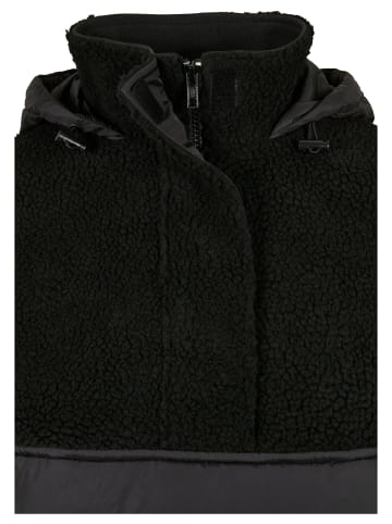 Urban Classics Winterjacken in black/black