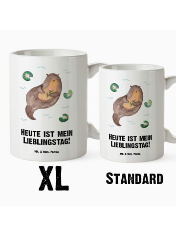 Mr. & Mrs. Panda XL Tasse Otter Seerose mit Spruch in Weiß