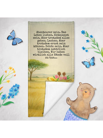 Mr. & Mrs. Panda Badehandtuch Giraffe Blumenkranz Design mit Spruch in Weiß