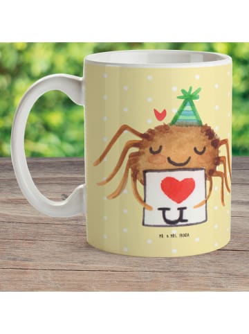 Mr. & Mrs. Panda Mehrwegbecher Spinne Agathe Brief ohne Spruch in Gelb Pastell
