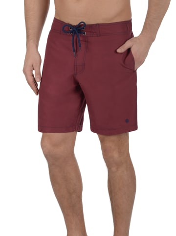 BLEND Badeshorts in rot