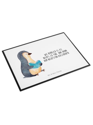 Mr. & Mrs. Panda Schreibtischauflage Pinguin Buch mit Spruch in Weiß