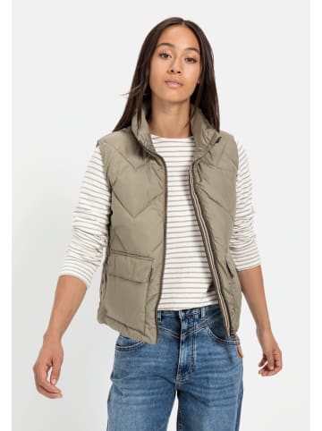Camel Active Kurze Steppweste aus recyceltem Polyester in Salbei