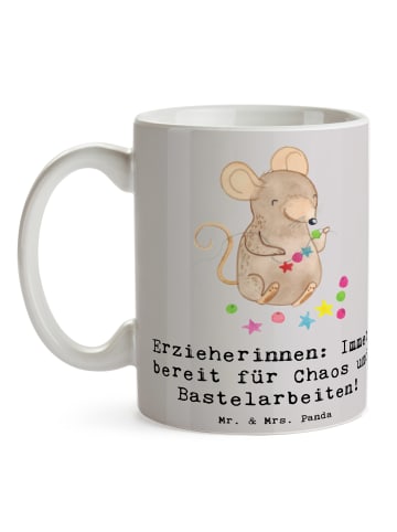 Mr. & Mrs. Panda Trinkbecher Erzieherin Chaos mit Spruch in Grau Pastell