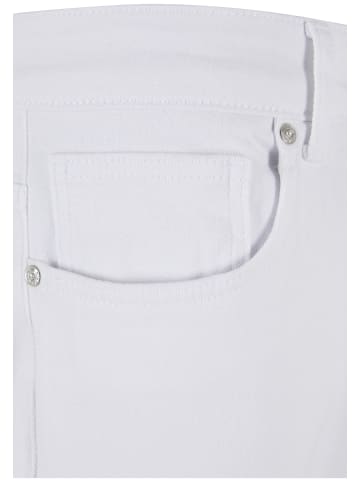 2Y Premium 2Y Premium in white