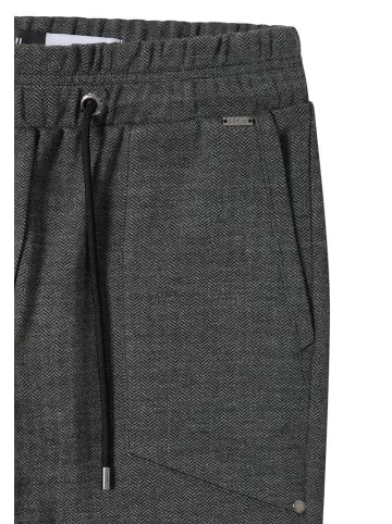 Cecil Hose in Black