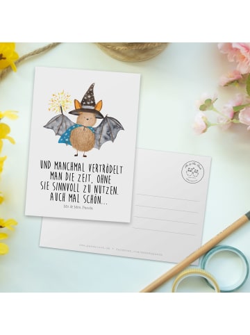 Mr. & Mrs. Panda Postkarte Fledermaus Zauberer mit Spruch in Weiß