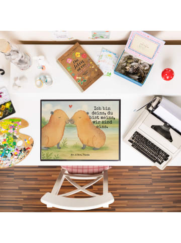 Mr. & Mrs. Panda Tischschutzmatte Capybara Liebe Design mit Spruch in Weiß