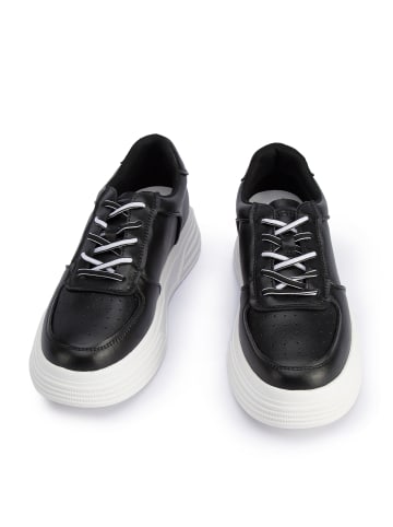 Wittchen Sneakers - premium brand leather shoes in Black