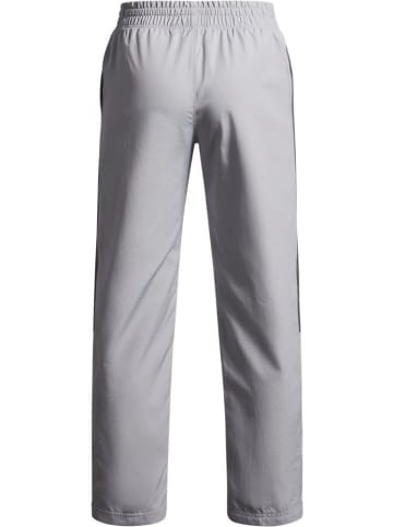 Under Armour Trainingshose "Rival Woven Pant" in Grau