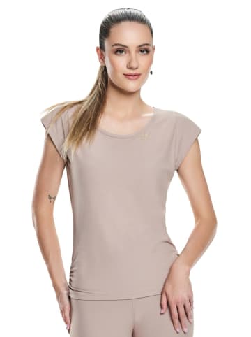 Winshape Functional Light and Soft Kurzarmshirt AET130LS in cappuccino