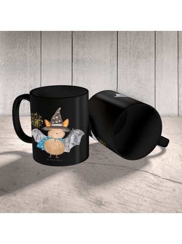 Mr. & Mrs. Panda Kaffeebecher Fledermaus Zauberer ohne Spruch in Schwarz