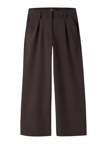 name it Hose in Black Coffee