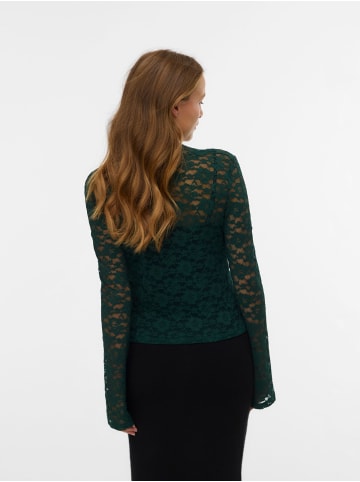 Vero Moda Top in Pine Grove