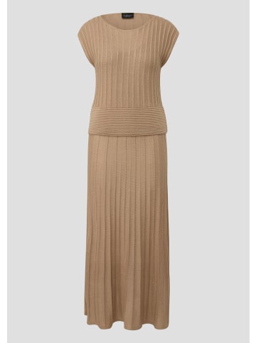 s.Oliver Kleid  in  8411_sandstein