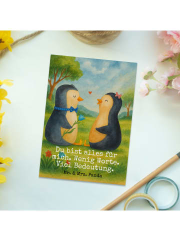 Mr. & Mrs. Panda Postkarte Pinguin Pärchen Design mit Spruch in Weiß