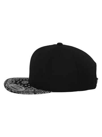  Flexfit Snapback in black/paisley