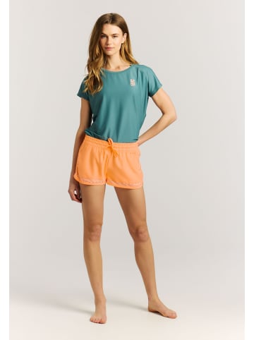 Protest " PRTTenerife in Shocking Orange