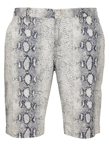 Urban Classics Shorts in weiß