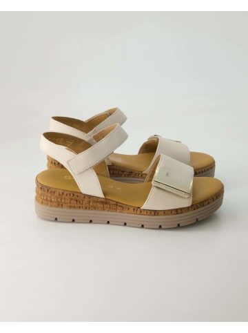 Gabor Comfort Wedges in Beige