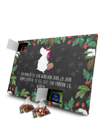 Mr. & Mrs. Panda Adventskalender Einhorn Koffer mit Spruch in Kreidetafel
