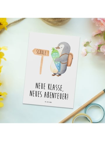 Mr. & Mrs. Panda Postkarte Erster Schultag Abenteuer mit Spruch in Weiß