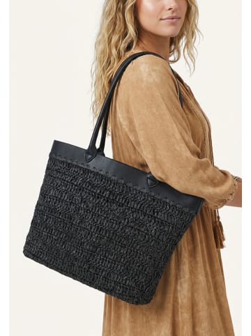 gaya Women Handbag in Black