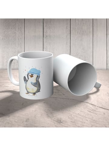Mr. & Mrs. Panda Kindertasse Pinguin Duschen ohne Spruch in Weiß