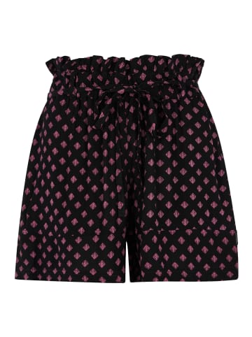 Protest " PRTYOLINDA in True Black