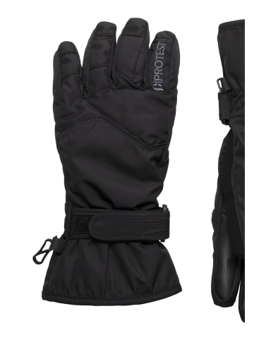 Protest " CAREW JR in True Black