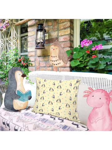 Mr. & Mrs. Panda Kissen 40x40 Pinguin umarmen ohne Spruch in Gelb