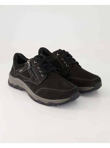 Klassische Schnürschuhe in Schwarz