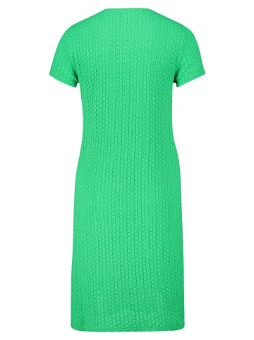 Betty Barclay Etuikleid mit Rundhalsausschnitt in Island Green