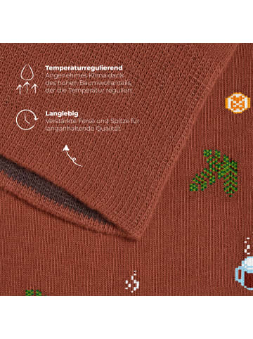 von Jungfeld Gemusterte Weihnachtssocken Festive Icons in Mulled Wine Brick Red