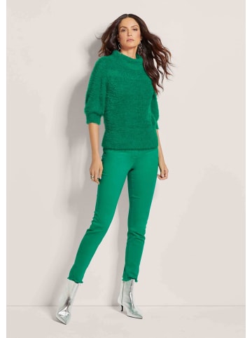 MADELEINE Weicher Strick mit Ballonärmeln in grün