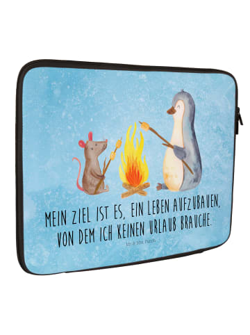 Mr. & Mrs. Panda Notebook Tasche Pinguin Lagerfeuer mit Spruch in Eisblau