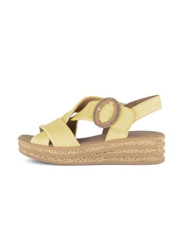 Gabor Plateau Sandalen in gelb