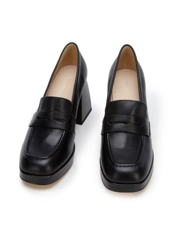 Wittchen Leather pumps in Black