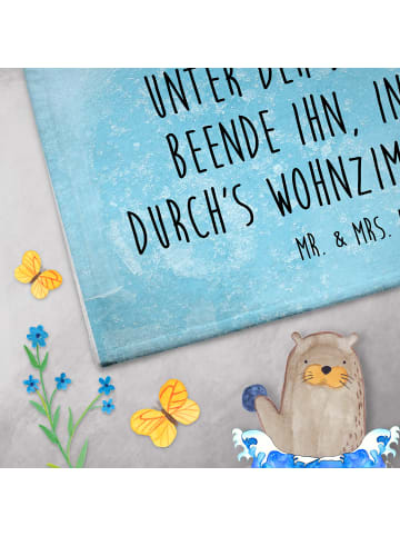 Mr. & Mrs. Panda Handtuch Pinguin Duschen mit Spruch in Eisblau