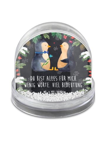 Mr. & Mrs. Panda Schneekugel Pinguin Pärchen mit Spruch in Kreidetafel