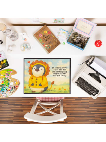 Mr. & Mrs. Panda Schreibunterlage Löwe Astrologie Design mit Spruch in Weiß