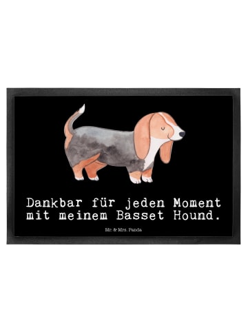Mr. & Mrs. Panda Fußmatte Basset Hound Moment mit Spruch in Schwarz