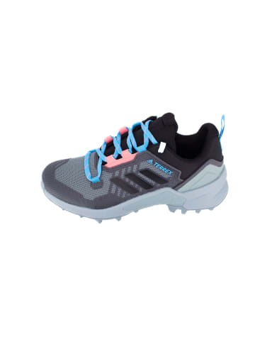 adidas Schuhe Hiking Terrex Swift R3 W in Grau