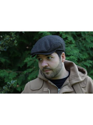 BREITER Mütze mit Ohrenschutz in schwarz