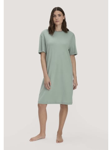 Hessnatur Nachthemd Oversized in mattgrün