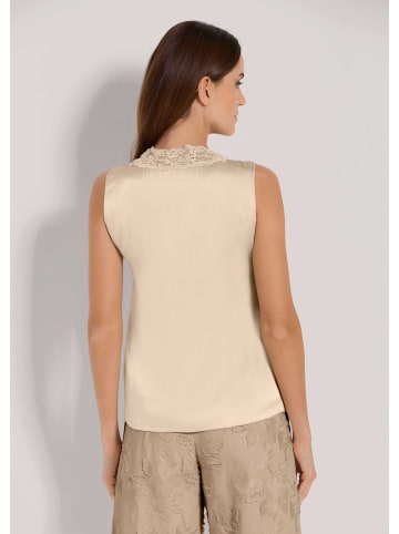 MADELEINE Lingerie-Top aus Seidensatin in perlweiß