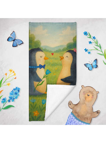 Mr. & Mrs. Panda Badehandtuch Pinguin Pärchen Design ohne Spruch in Weiß
