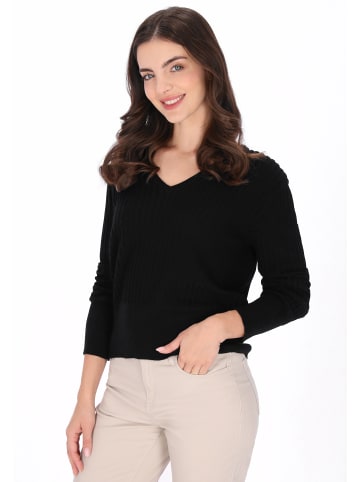 Usha Women Sweater in black