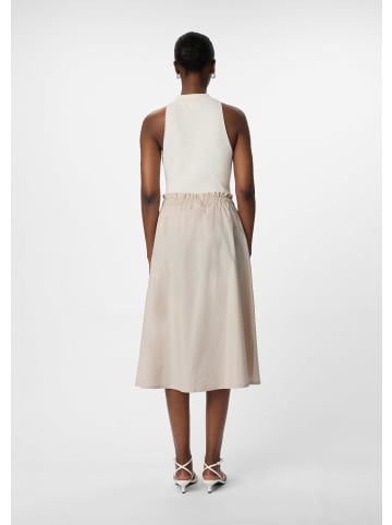 comma Rock in 0320_beige