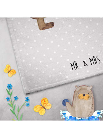 Mr. & Mrs. Panda Handtuch Klein Bären mit Hut ohne Spruch in Grau Pastell